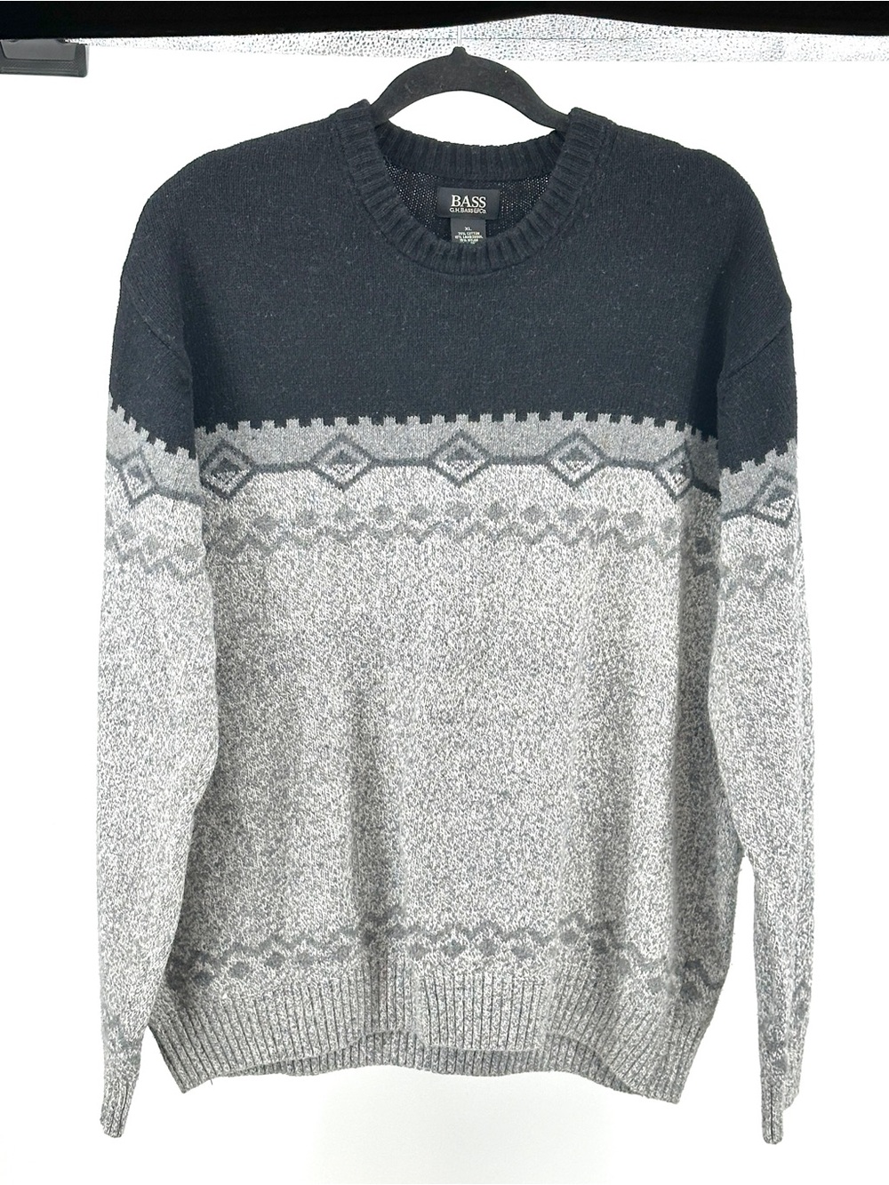 Vintage Men’s XL G.H. Bass & Co. Black and Gray Geometric Crewneck Sweater Wool